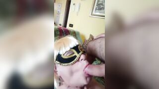 Pamela viene scopata in bocca.....