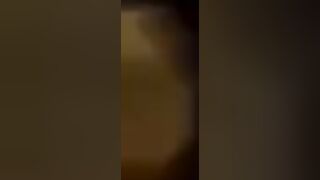 Fidanzata arrapata si fa scopare e prende sborra in bocca