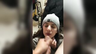 Sborra in faccia alla zoccola ☹️