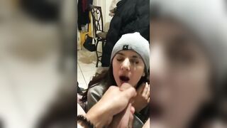 Sborra in faccia alla zoccola ☹️
