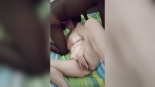 Moglie alla prima prova col NERO gli suga il cazzone