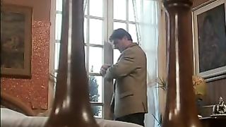 Porno vintage italiano con Moana Pozzi