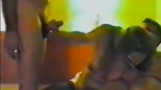 Sesso a tre nella camera di un hotel