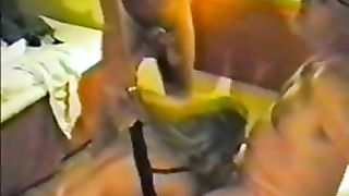 Sesso a tre nella camera di un hotel