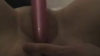 Troietta sanremese gira un porno con gli amici