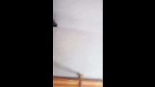 Andrea Diprè scopa con la cubana Yuri