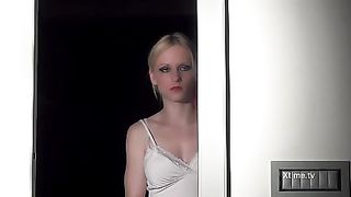 L'orfana IL PORNO ROMANZO