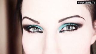 La Diva del Tubo vi ipnotizzerà per farsi pagare !