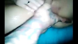 Palestrato tatuato si chiava la scopamica