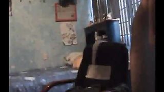 Coppia di studenti fa sesso in cameretta