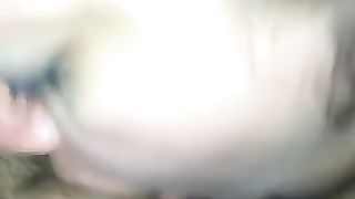 Mia moglie mi fa un pompino rilassante