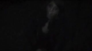 Coppia tedesca scopa di notte all'aperto