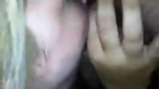 18enne genovese spompina due suoi amici