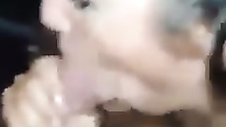 Sono una troia ed amo il cazzo