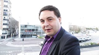 Rebecca Volpetti POMPINO a Diprè in pubblico