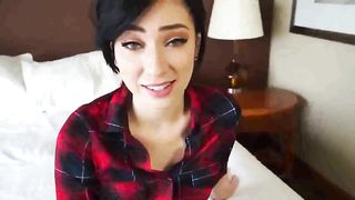 Bella patatona prende cazzo a 90 gradi