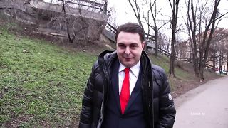 Pompino al parco a Praga di Alexandra Hogan a Diprè