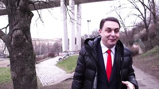 Pompino al parco a Praga di Alexandra Hogan a Diprè