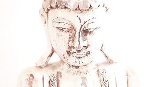 Il Genio della Statua del Buddah con Valeria Borghese