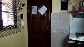 Doppia ripassata di cazzo per Valentina Canali