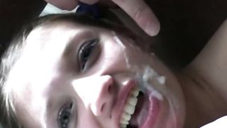 Sborro sul visino della mia amica 18enne