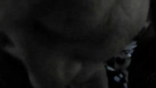 Moglie ciucciacazzi 65enne