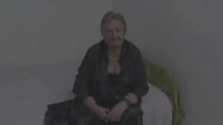 Adele la vecchia troia italiana depravata