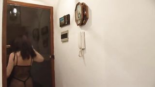 Ci vuole un'esperta puttana per far godere il cazzo