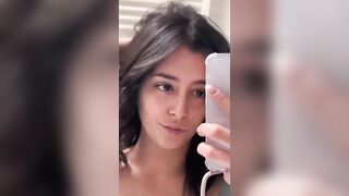 Si mostra in SELFIE