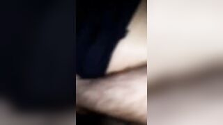 In auto il ragazzino sbatte la moglie del CORNUTO