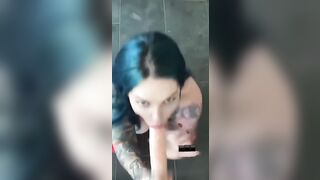 tatuata vuole la SBORRA in faccia