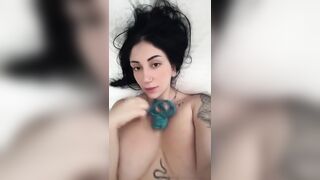 Tettone enormi con PIERCING