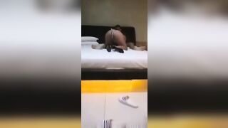 Anniversario cuckold: Sfonde mia moglie e io guardo