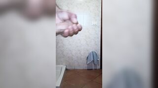 Sega con sborrata pensando a mia suocera