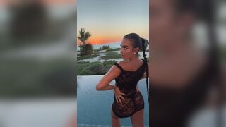 Anteprima del video: mostra il culo grosso in vista