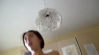 L'universitaria cavalca il mio cazzo