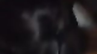 Due ragazzi scopano l'amica zoccola