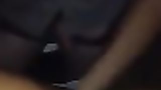 Due ragazzi scopano l'amica zoccola