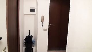 Fa un pompino alla fidanzata TRANS