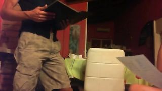 Suora bestemmiatrice spompina il prete