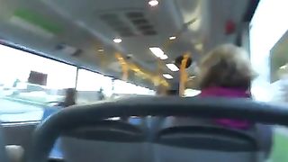 Pompino sul BUS da 2 troie tedesche