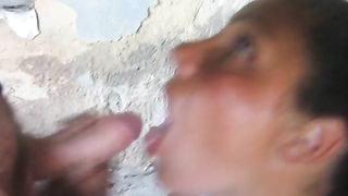 Pompa e sveltina nel casolare con l'amante