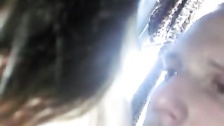 La EX di 18 anni succhia avidamente