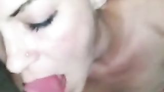 Pompino con facial per la EX biondina