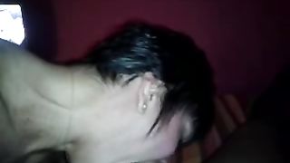 Troia emiliana fa un soffocone all'amico cubano