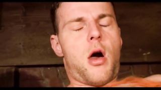 La suora Asia D'Argento è disposta a tutto