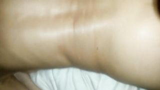 Incula la moglie ubriaca