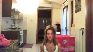 Ti offro un caffè e ti faccio un pompino !