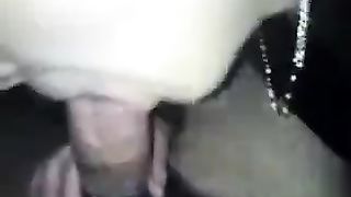 Porca calabrese fa sborrare il suo amico in auto