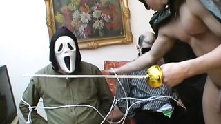 Tre uomini per una single italiana